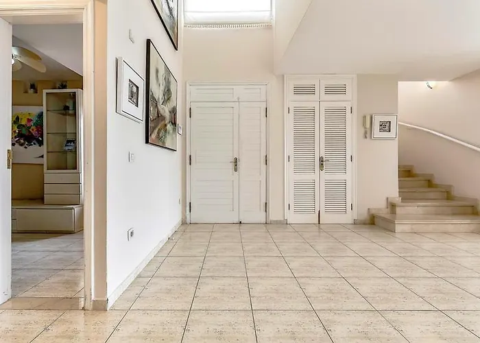 ヴィラ Mermaid アデヘ